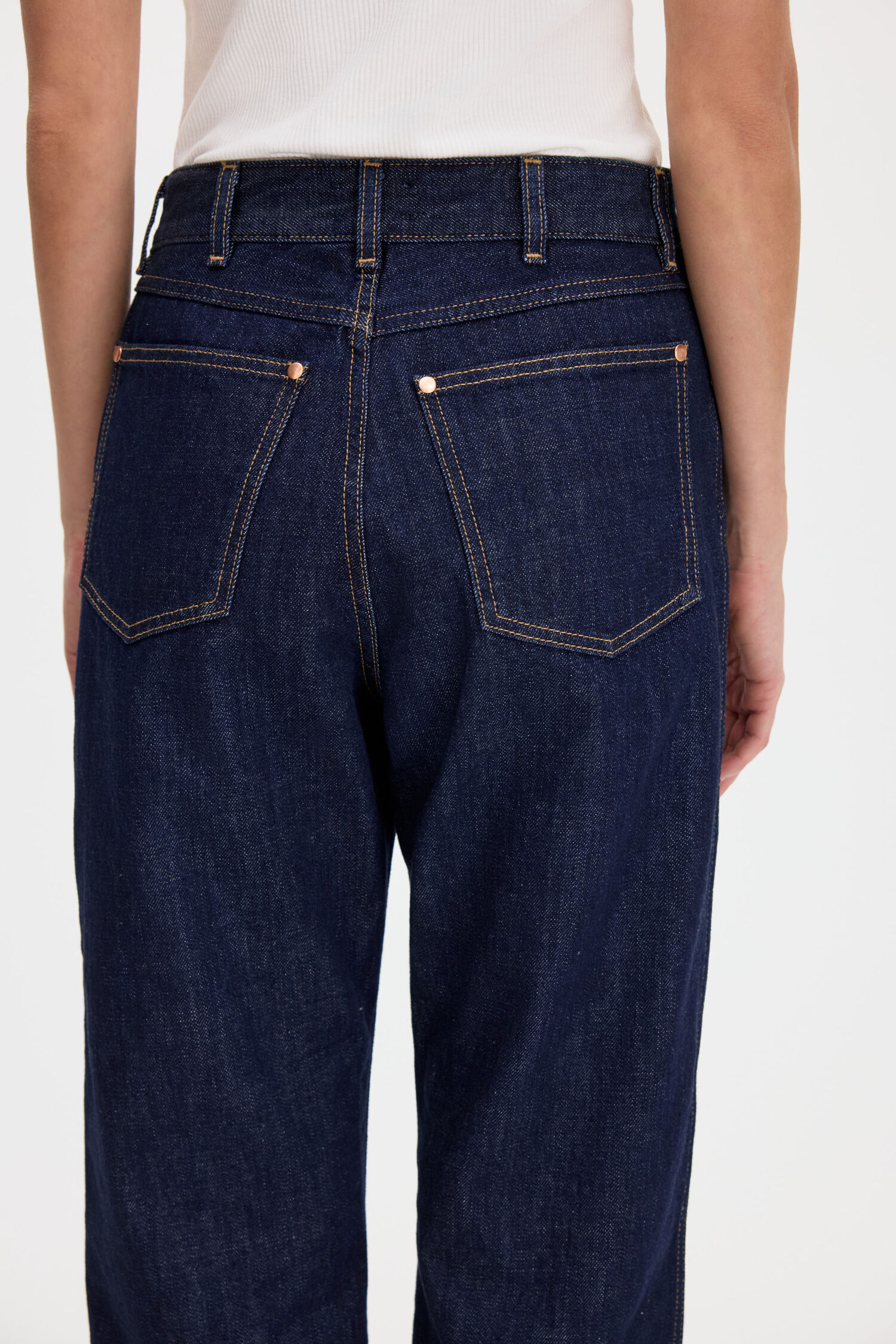 High Waisted Cropped Jeans
