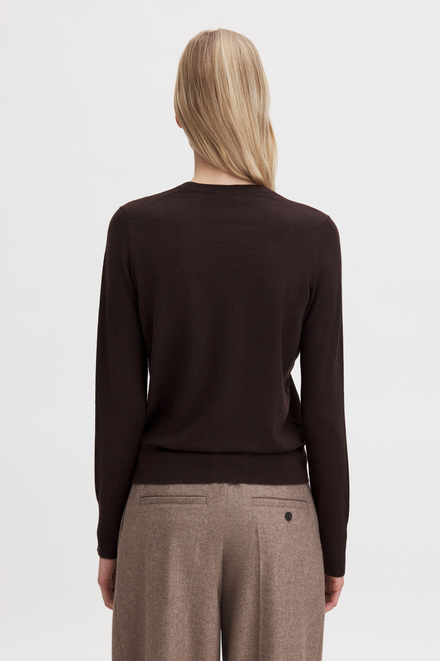 Merino R-neck Sweater