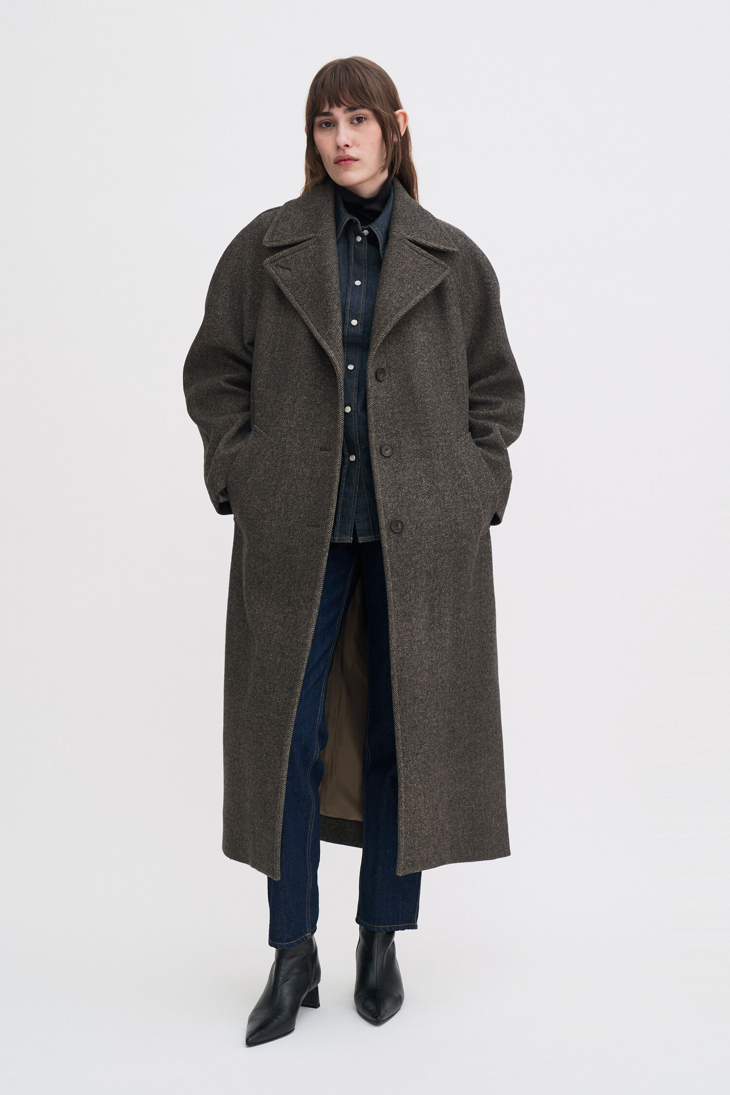 Vanessa Vented Coat