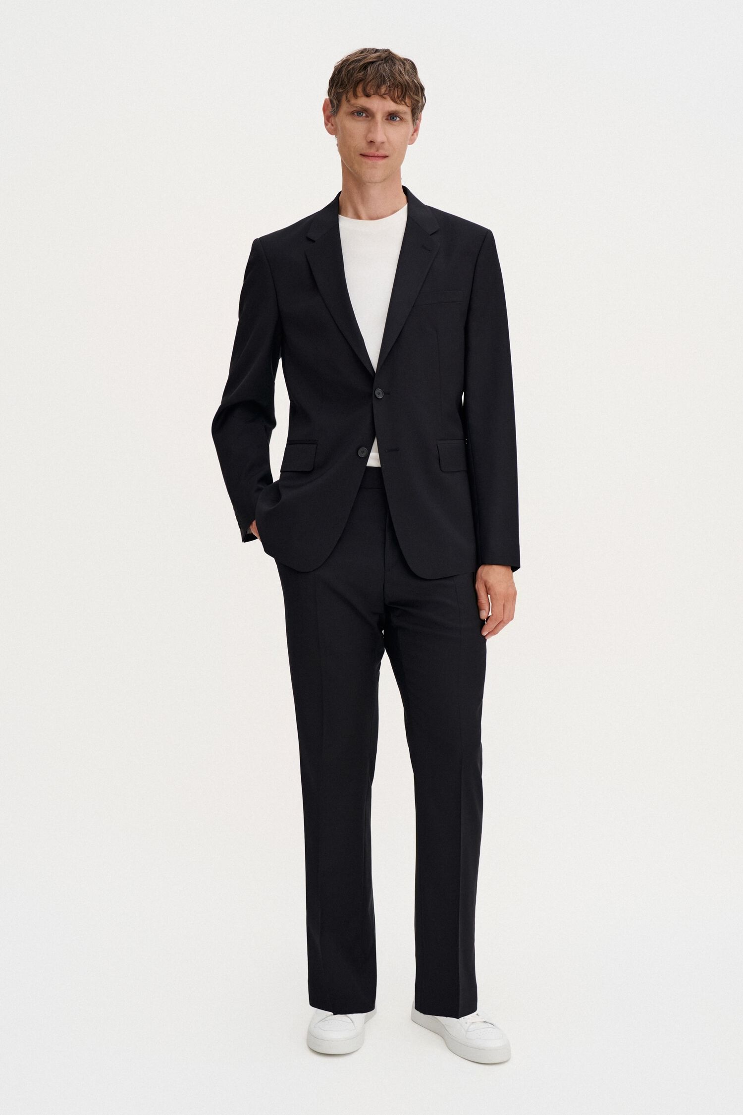 Slim Wool Blazer