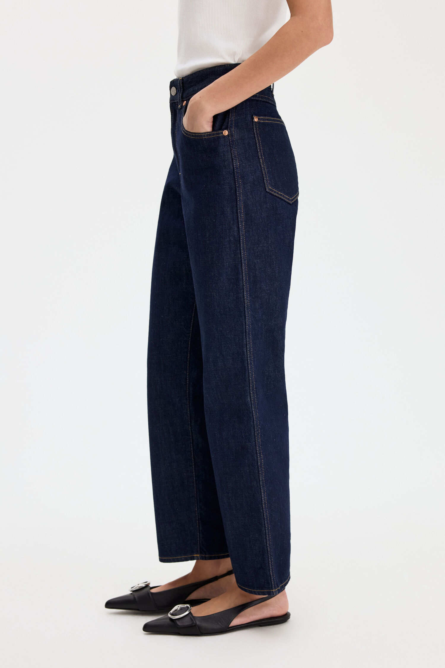 High Waisted Cropped Jeans